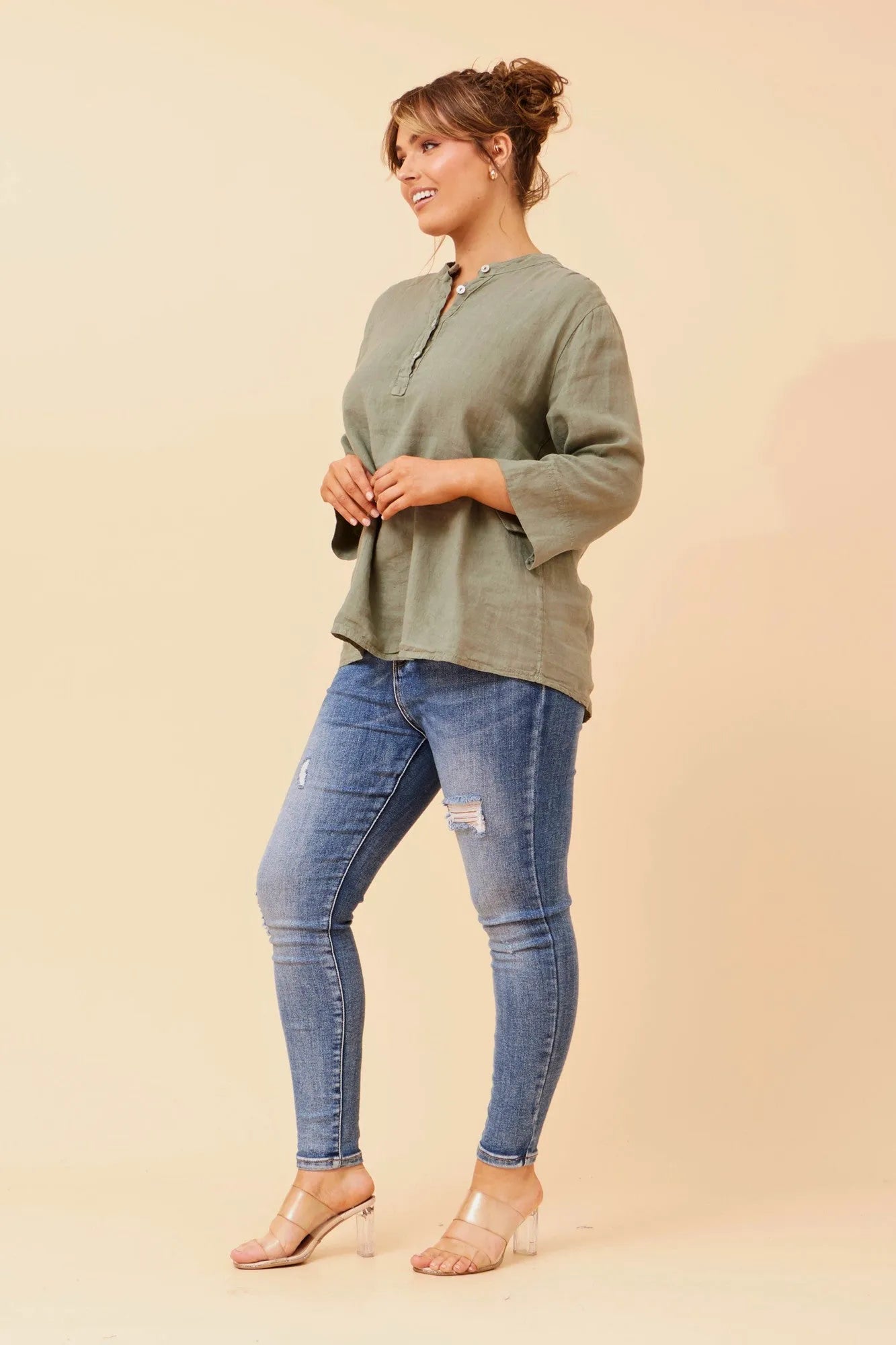 KHAKI