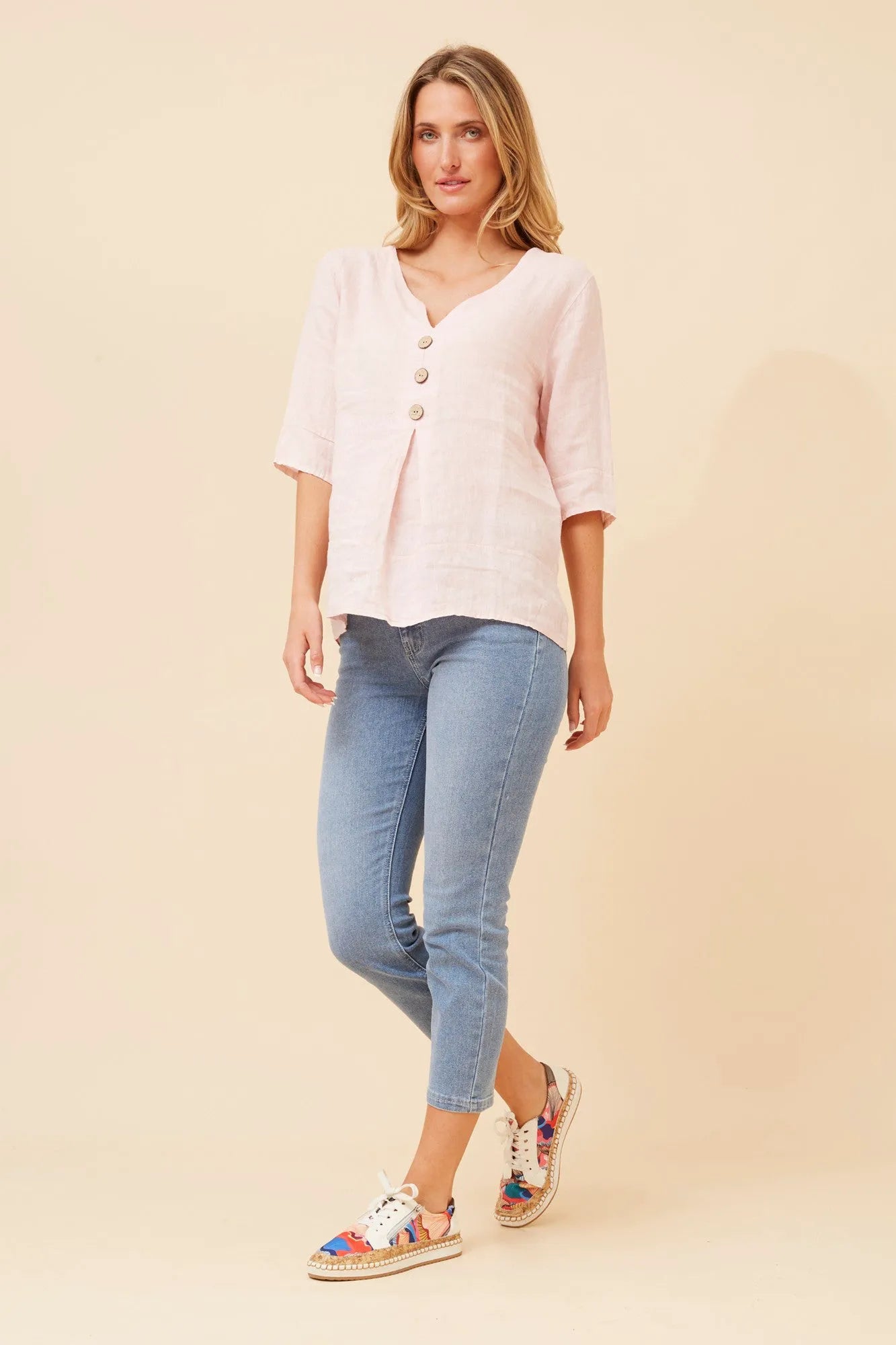LIGHT PINK
