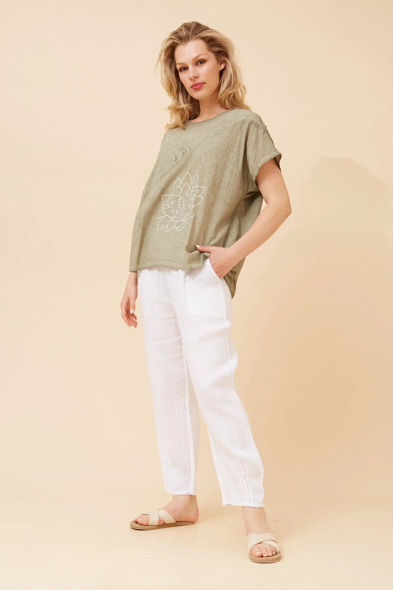 KHAKI
