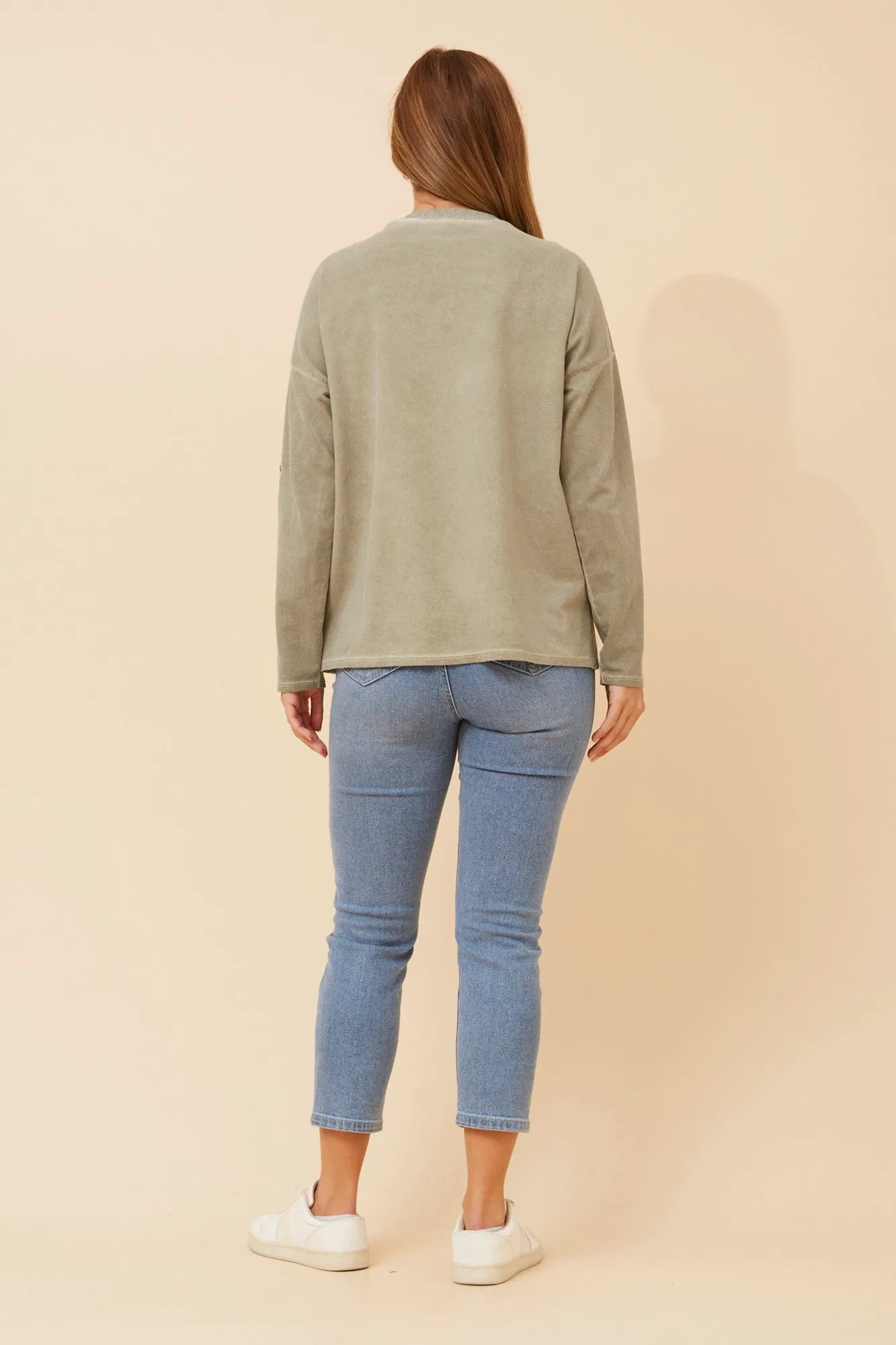KHAKI